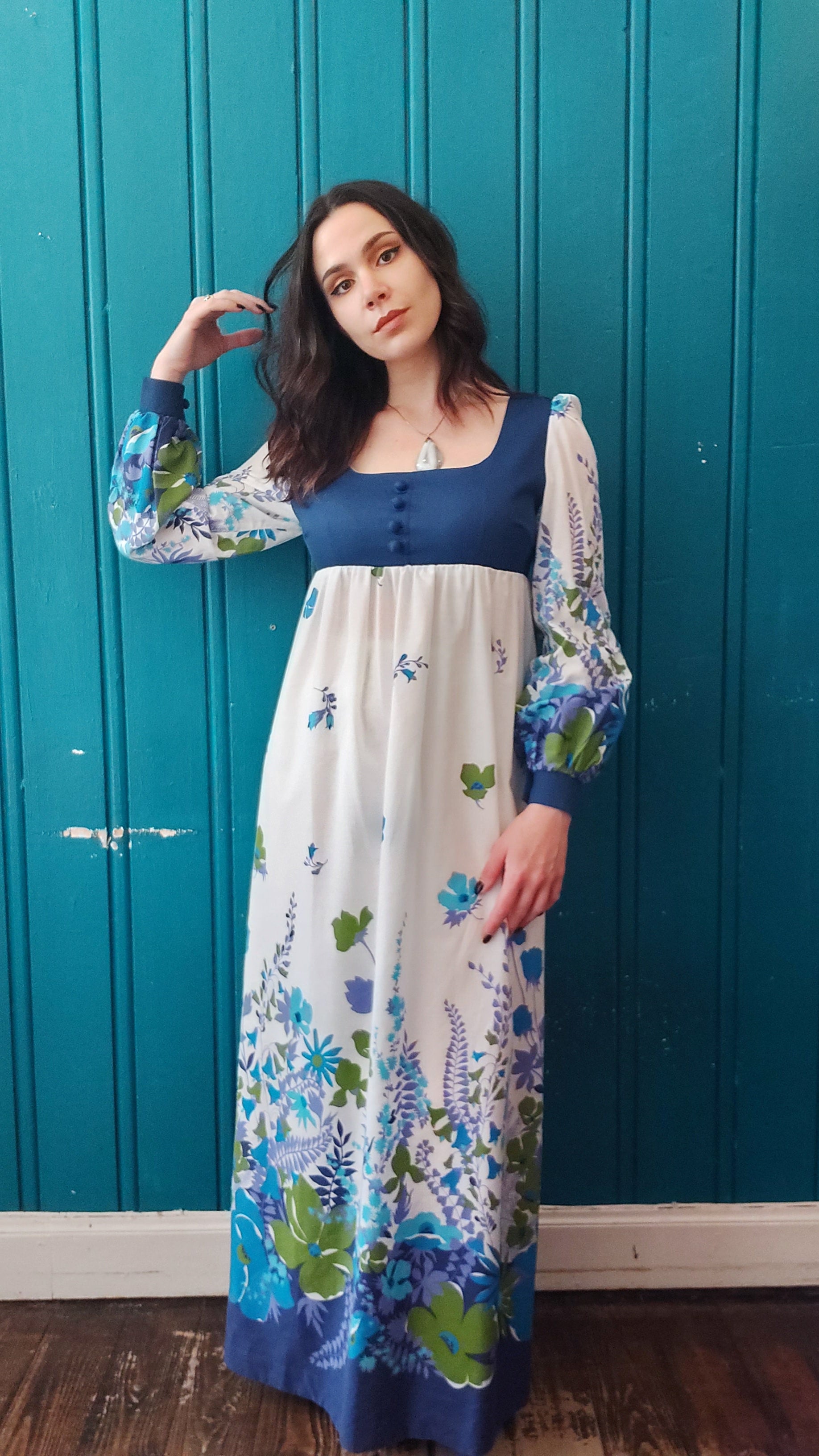 Marion navy hotsell floral maxi dress